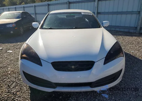2010 Hyundai Genesis Coupe 2.0T z USA, uszkodzony, nr VIN KMHHT6KD9AU027930